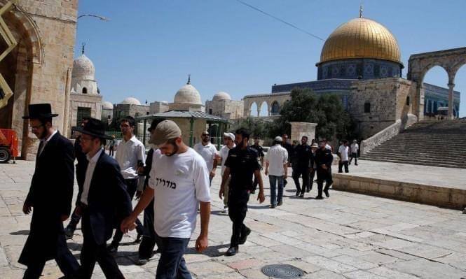 Jews in Al-Aqsa Mosque
